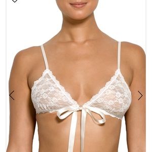 White lace bridal panty and bralette set